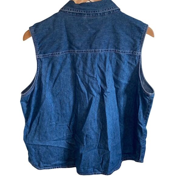 Winnie the Pooh embroidered jean button up tank - Picture 3 of 8